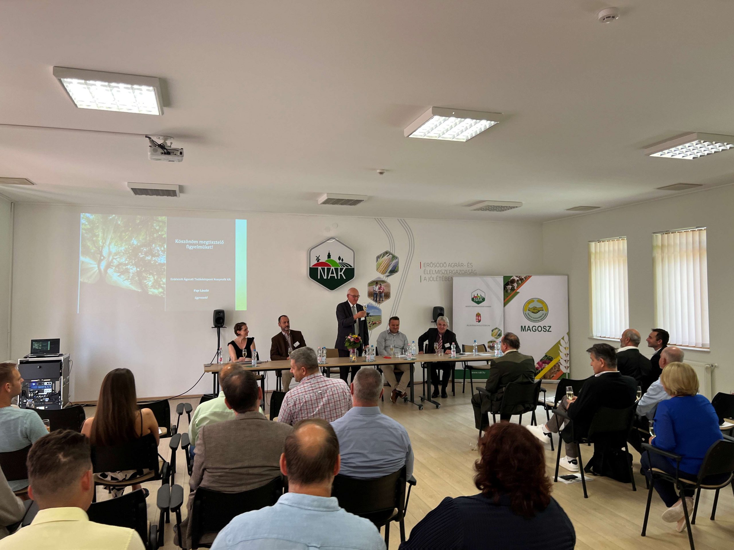 Július 17-én sikeresen lezajlott a Klaszterfejlesztési Ünnepi Fórumunk Dunaharasztiban